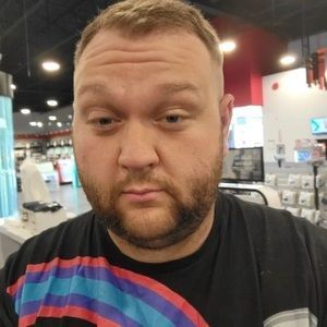 Meet your Posher, Brandon